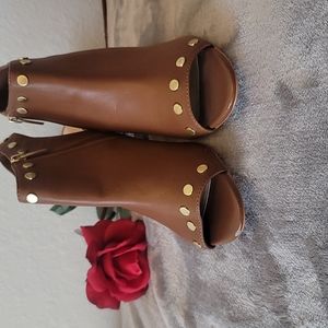 Vice Camuto open toe heel